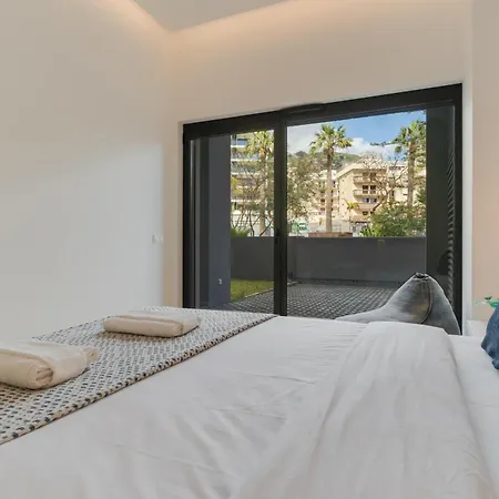 Aqua Apartment *